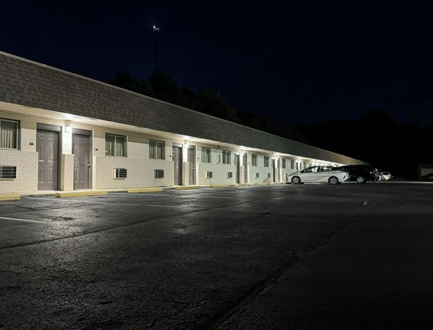 Economy Inn Crossville hotel detail image 2