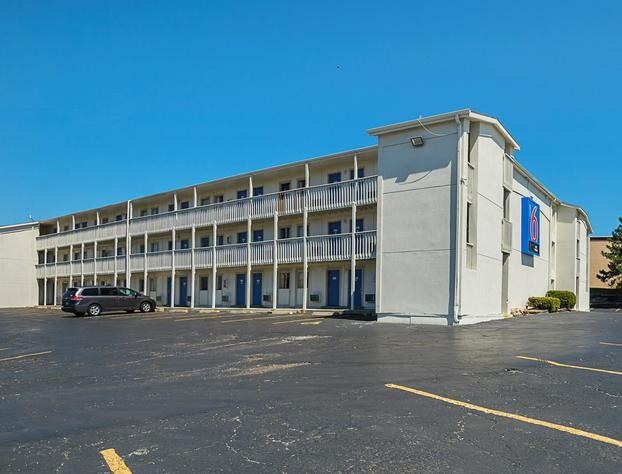 Motel6 Blue Springs, MO hotel detail image 4