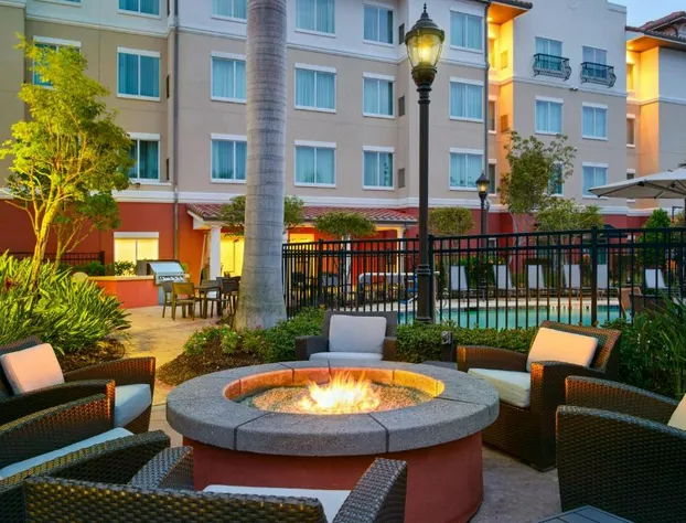 Residence Inn by Marriott Fort Myers at I-75 and Gulf Coast Town Center hotel detail image 2