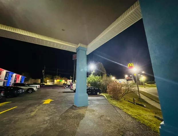 express inn hotel detail image 4