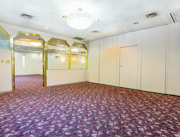 Americas Best Value Inn Moline hotel detail image 2