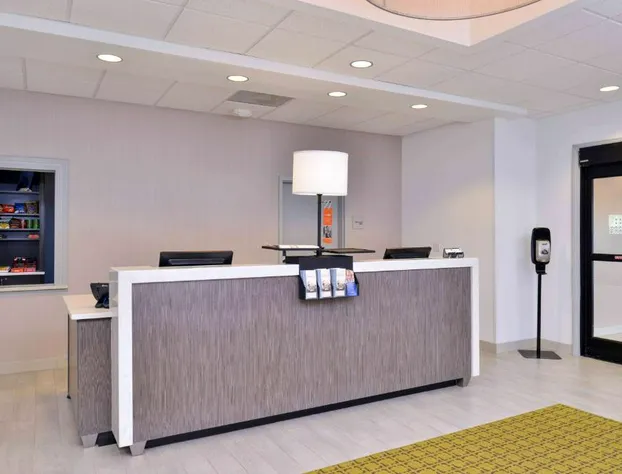 Hampton Inn & Suites Shelby hotel detail image 3