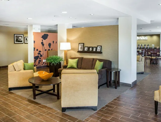 MainStay Suites Cartersville - Emerson Lake Point hotel detail image 3