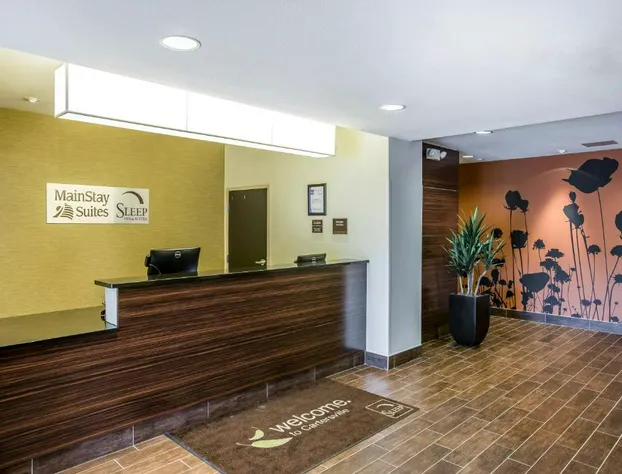 MainStay Suites Cartersville - Emerson Lake Point hotel detail image 2
