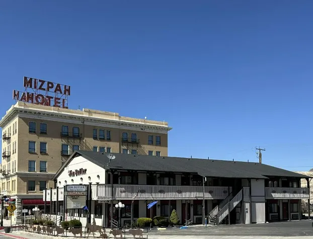 Jim Butler Inn & Suites hotel detail image 2