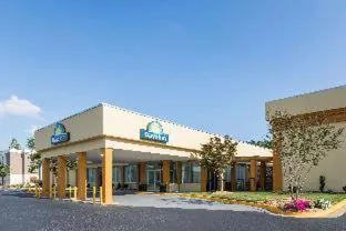 Days Inn by Wyndham Madison hotel detail image 3