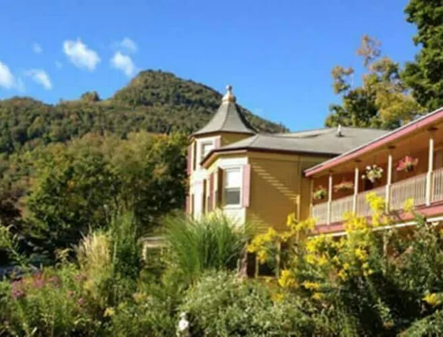 Fairlawn Inn hotel detail image 1