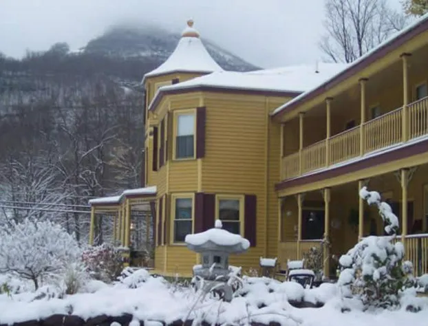 Fairlawn Inn hotel detail image 1