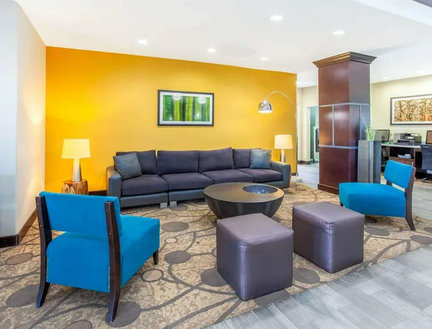 La Quinta Inn & Suites by Wyndham Gonzales TX hotel detail image 2