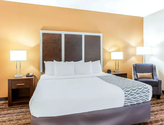 La Quinta Inn & Suites by Wyndham Gonzales TX hotel detail image 4