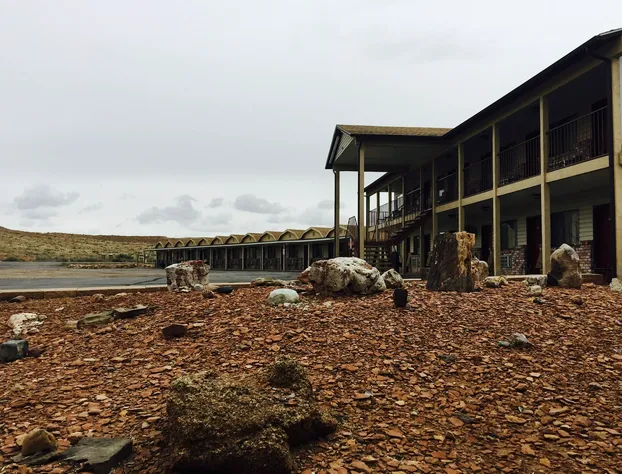 Whispering Sands Motel hotel detail image 1