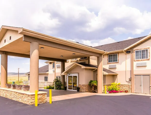 Quality Inn & Suites University hotel detail image 4