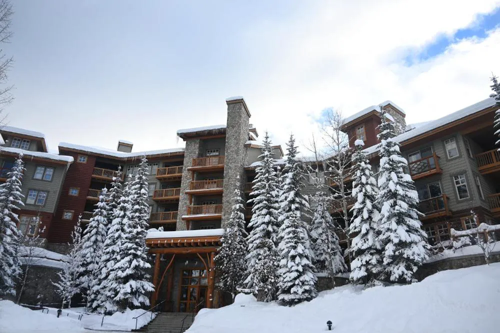 Embarc Panorama hotel hero