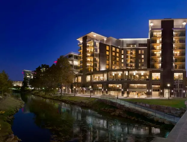 Embassy Suites by Hilton Greenville Downtown Riverplace hotel detail image 1