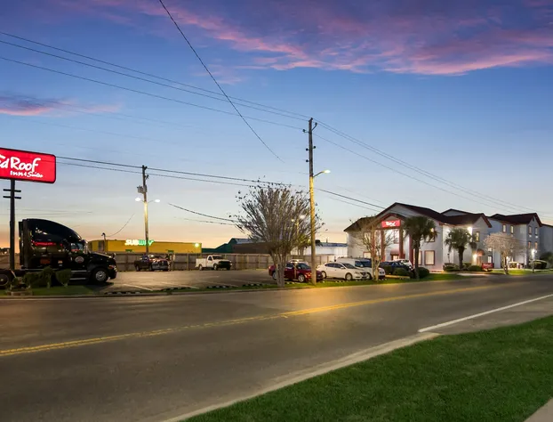 Red Roof Inn & Suites Pensacola - NAS Corry hotel detail image 3