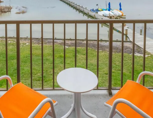 The Bay Resort hotel detail image 4