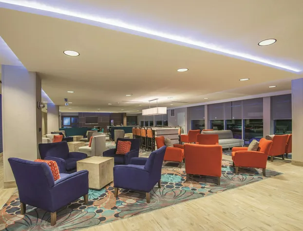 La Quinta Inn & Suites by Wyndham Kingman hotel detail image 4