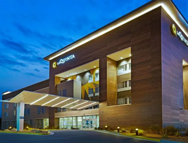 La Quinta Inn & Suites by Wyndham Page at Lake Powell hotel detail image 1