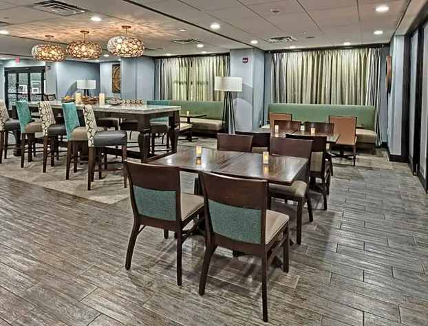 Hampton Inn Summerville SC hotel detail image 4