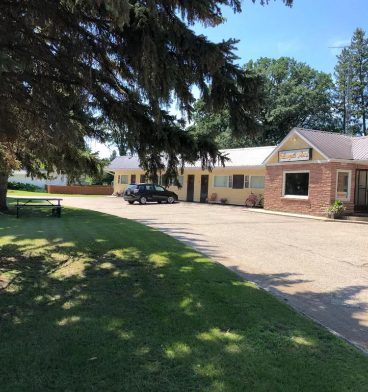 Yellow Quill Motel hotel hero