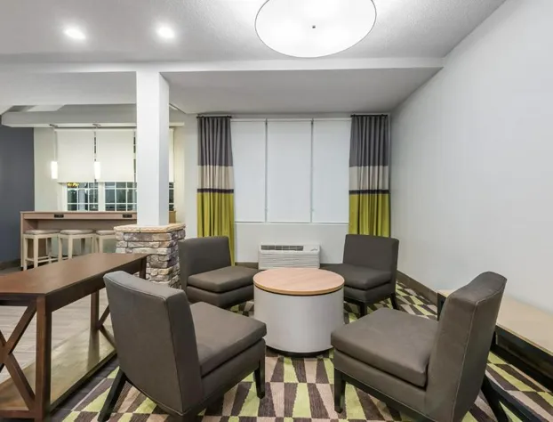 Microtel Inn & Suites By Wyndham New Martinsville hotel detail image 4