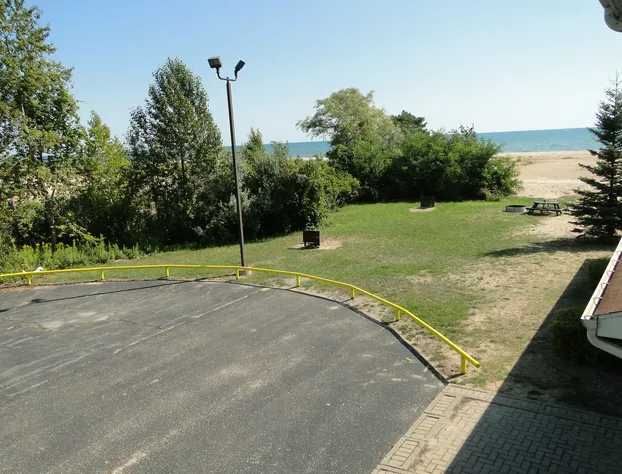Oscoda Lakeside Hotel hotel detail image 3