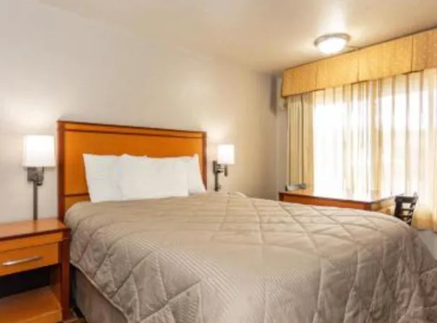 Anchor Bay Inn hotel detail image 2