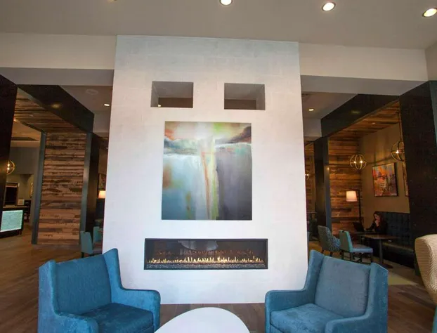 Hampton Inn & Suites Downtown St. Paul hotel detail image 3