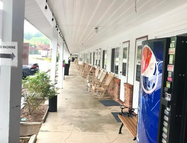 Laurel Park Inn hotel detail image 3