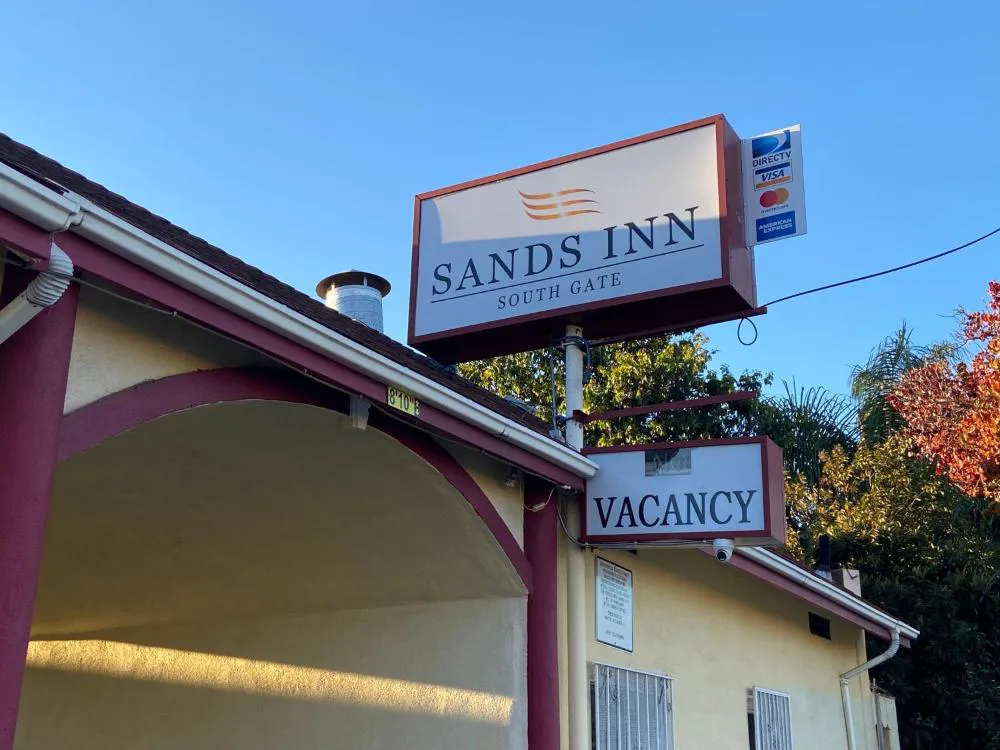 Sands Inn hotel hero