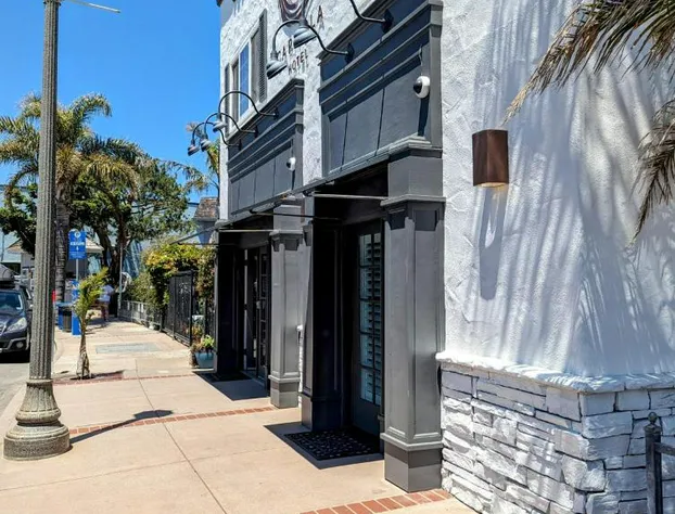 Capitola Hotel hotel detail image 4