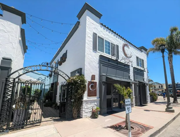 Capitola Hotel hotel detail image 4