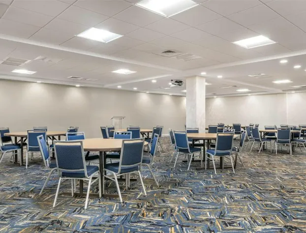 Hampton Inn Eufaula hotel detail image 1