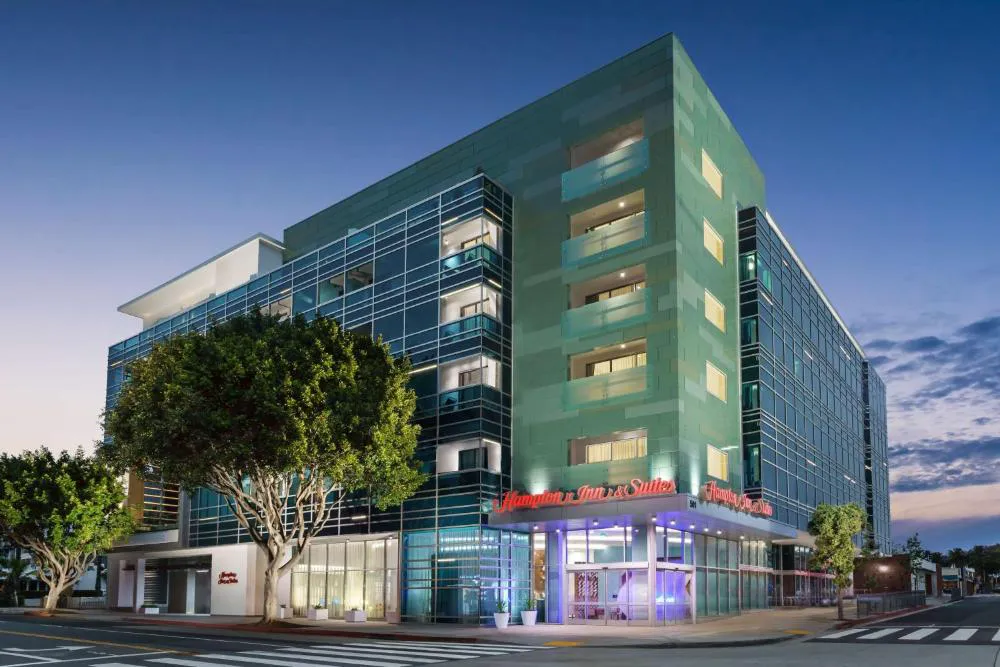 Hampton Inn & Suites Santa Monica hotel hero