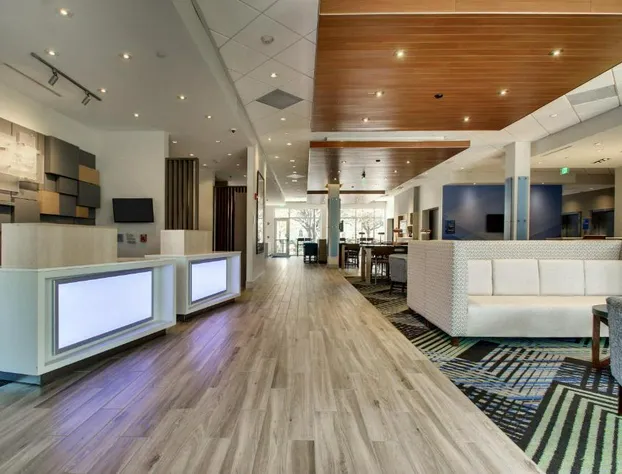 Holiday Inn Express & Suites Charleston NE Mt Pleasant US17 by IHG hotel detail image 4