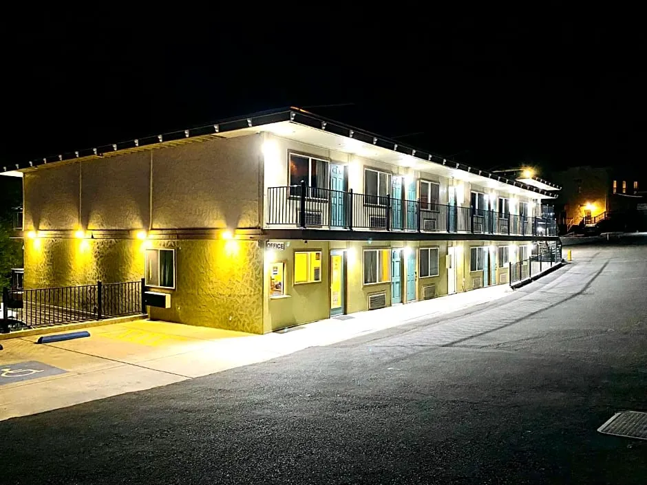 Sierra Inn hotel hero