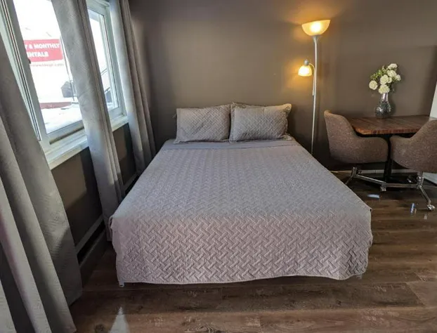 Deerview Lodge & Cabins - Princeton BC hotel detail image 3