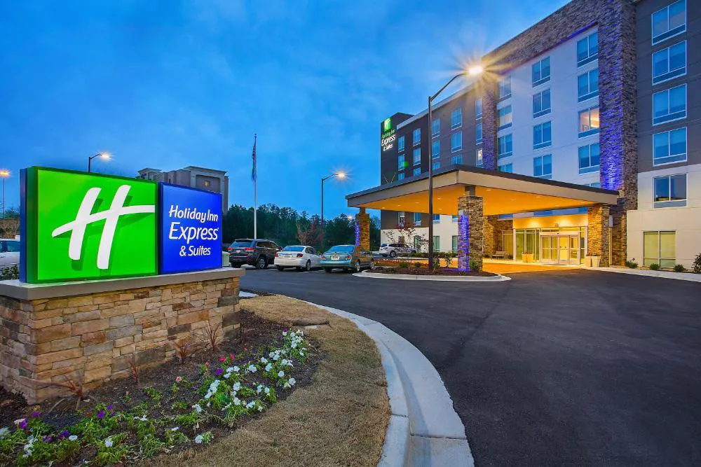Holiday Inn Express & Suites Covington by IHG hotel hero
