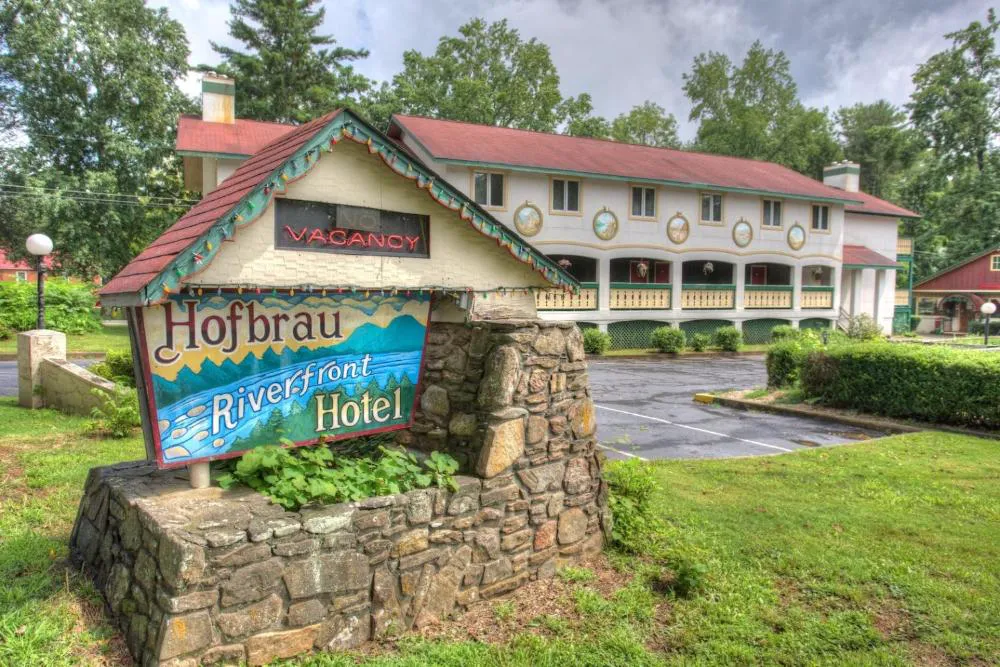 Hofbrau Riverfront Hotel hotel hero