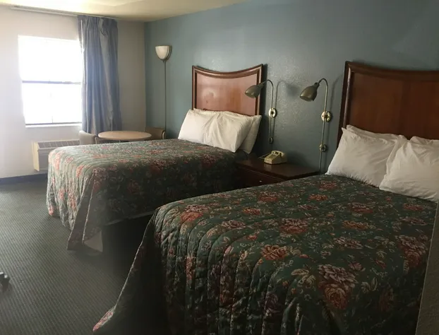 Sunset Inn hotel detail image 3