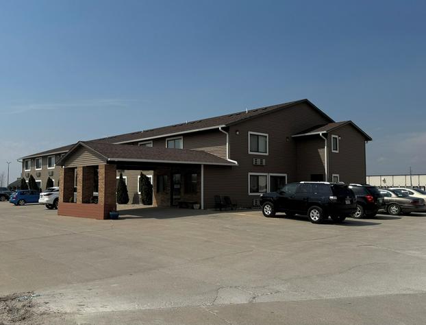 Clarion Hometown Inn hotel detail image 1