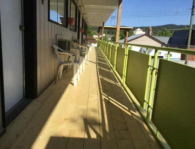 Cedars Motel hotel detail image 2