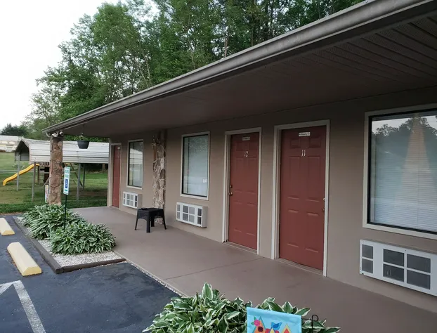 Chatuge Mountain Inn hotel detail image 1