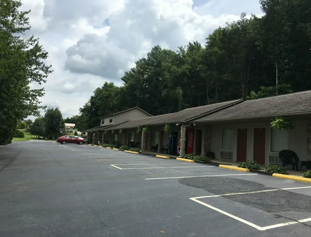 Chatuge Mountain Inn hotel detail image 3