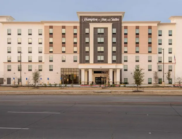 Hampton Inn & Suites Dallas-The Colony, TX hotel detail image 3