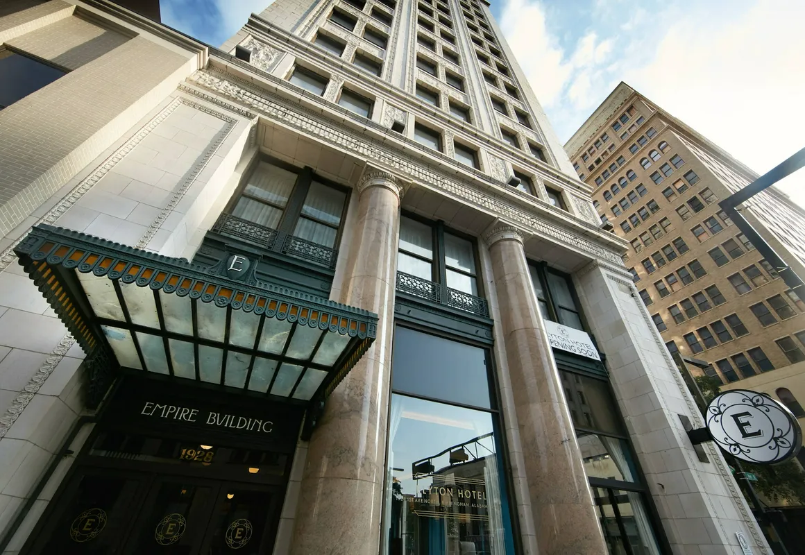 Elyton Hotel, Autograph Collection by Marriott hotel hero