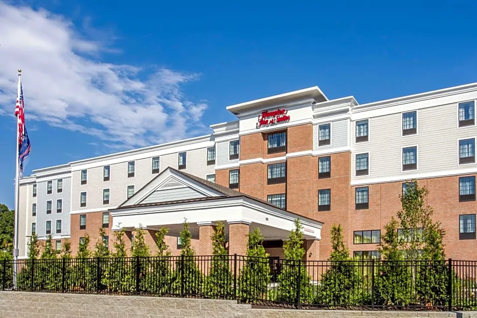 Hampton Inn & Suites Yonkers - Westchester hotel hero