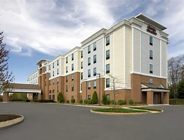 Hampton Inn & Suites Yonkers - Westchester hotel detail image 1