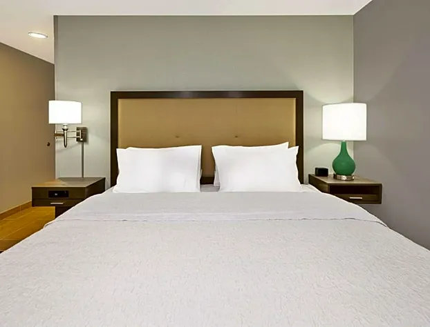 Hampton Inn by Hilton Detroit Dearborn hotel detail image 4