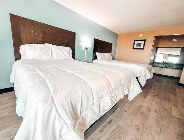 Laker Inn hotel detail image 4